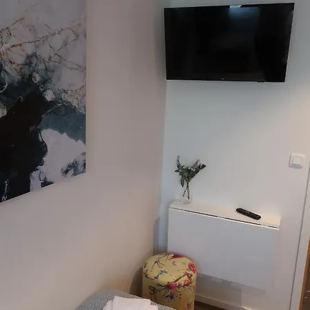 Room In Bb - Best Location In Sodermalm Stockholm, Cozy Guest Room Single Bed 10M 2 Guest house Stockholm