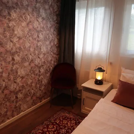 Room In Bb - Best Location In Sodermalm Stockholm, Cozy Guest Room Single Bed 10M 2 * Stockholm