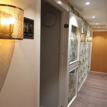 Room In Bb - Best Location In Sodermalm Stockholm, Cozy Guest Room Single Bed 10M 2 Guest house Stockholm