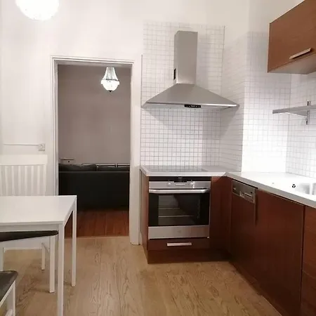 Daire Beautiful 1-bed In