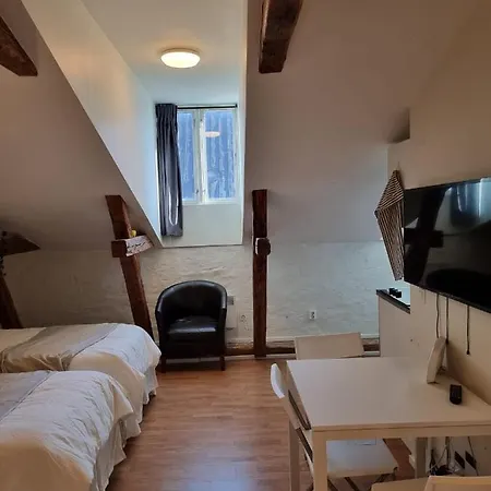 Apartment Inviting In Stockholm