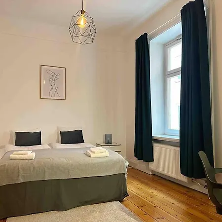 Norrmalm Apartment