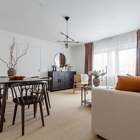 Apartment Urban Oasis On Sodermalm, Sleeps Six