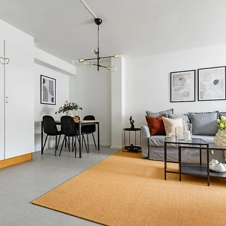 Cheap On Hip Soedermalm - Construction Work * Stockholm