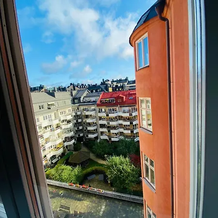 Norrmalm Apartment *