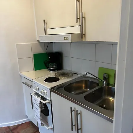 Metropolitan Haven In City! 911 Apartment