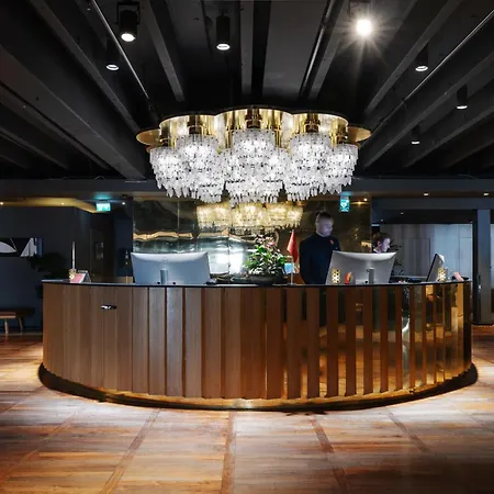 阿姆瑞特克拉丽奥酒店 4*