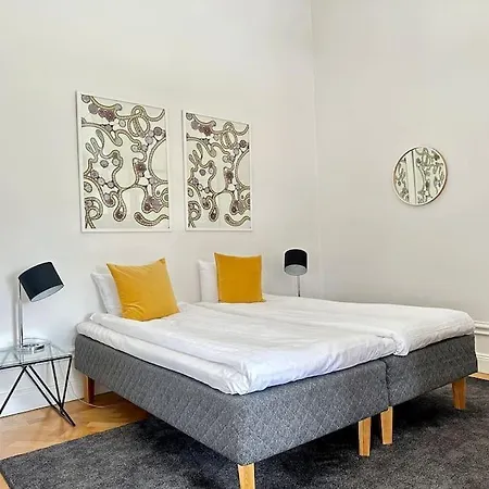 Norrmalm Apartment