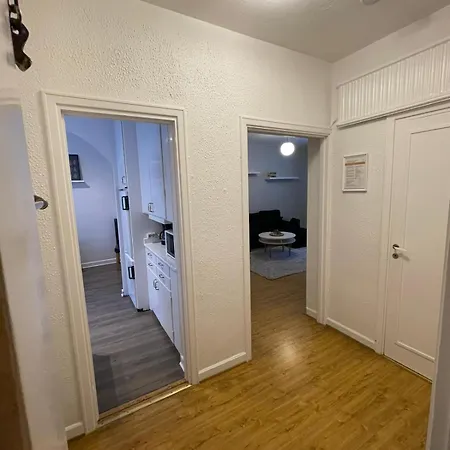 Flatin Erbjuder Laegenheter I Soedra *