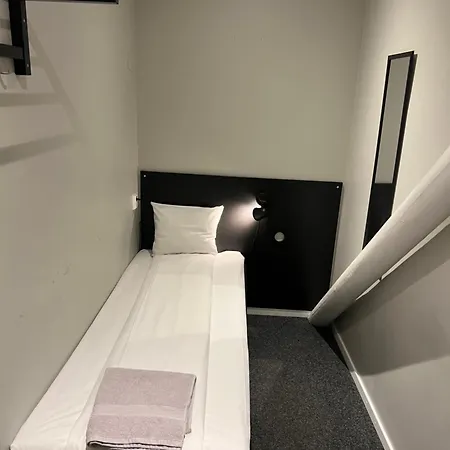 Hostel Grad And Stockholm