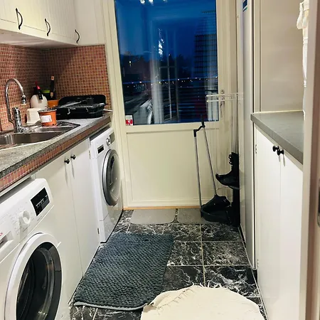 Cozy In A With Private Bathroom And Shared Kitchen - 11min Walking From Huddinge Station Homestay Stockholm