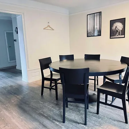 Spacious Flat For Large Group * Stockholm
