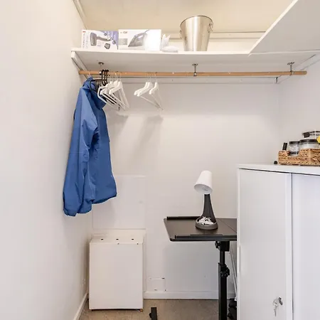 Like A Local Apartment *