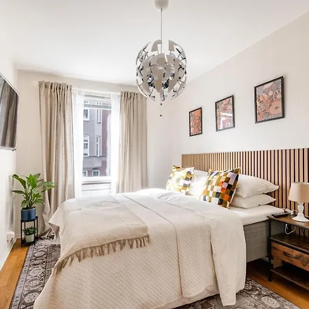 Apartment Like A Local