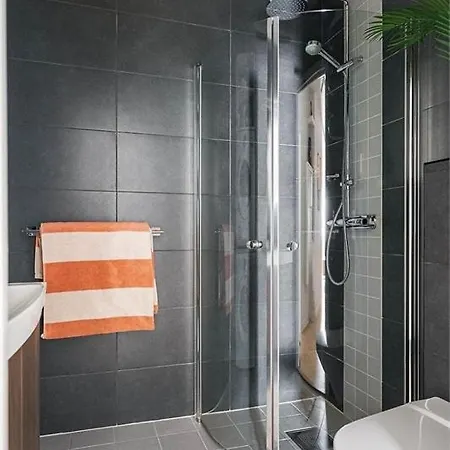 Invid Shopping & Resturanger Appartement Stockholm