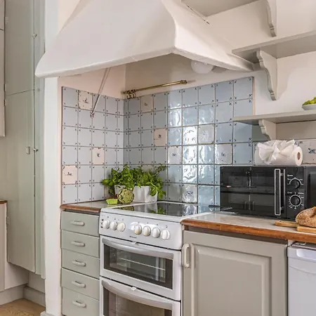 Historisk Laegenhet I Gamla Stan Appartement *