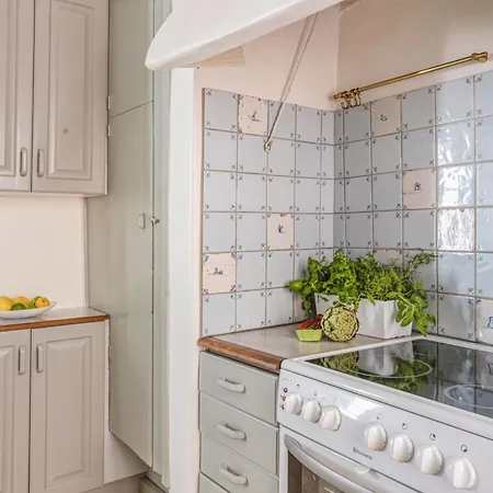 Historisk Laegenhet I Gamla Stan Appartement *