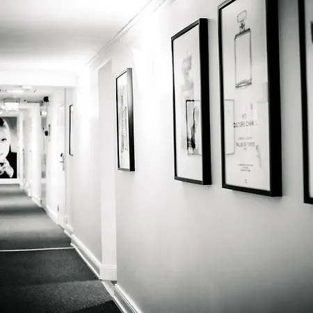 Hotel Castle House 3*