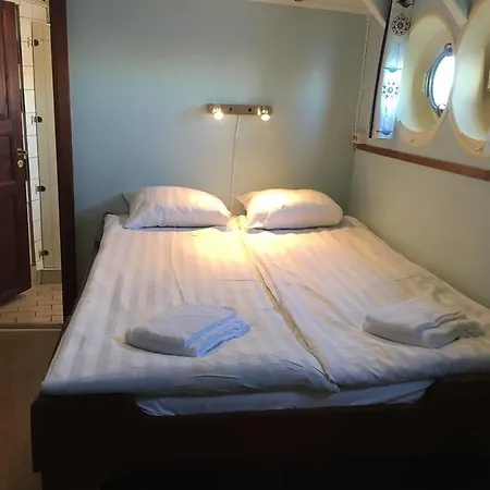 Botel Gustaf Af Klint 2*