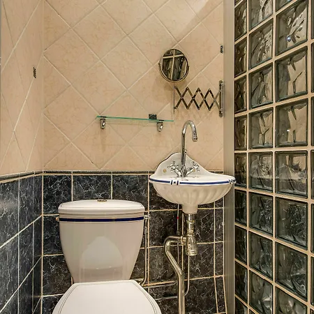 Aparthotel Lady Hamilton 3*