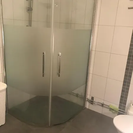 Dubbelrum Med Tillgang Till Delat Vardagsrum, Kok O Bad * Estocolmo