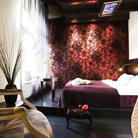 Ulfsunda Slott 4*