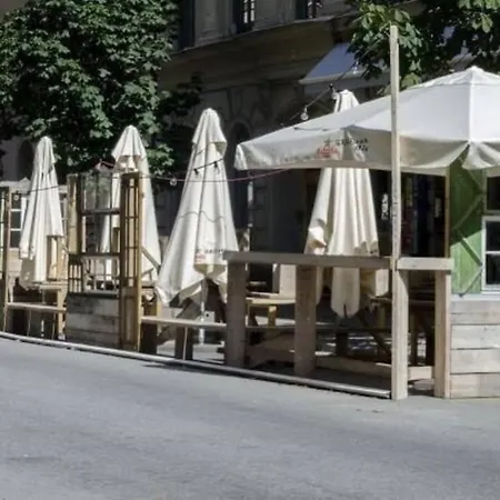 Spacious 50m2 - Stockholms Sodermalm Lägenhet *