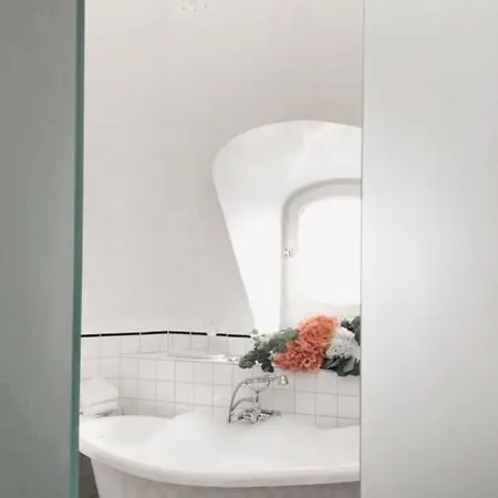 Kung Carl, Worldhotels Crafted 4*