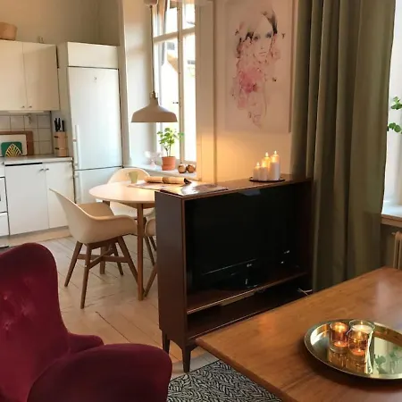 Bohemian And Light One In Sofo 31sqm 스톡홀름