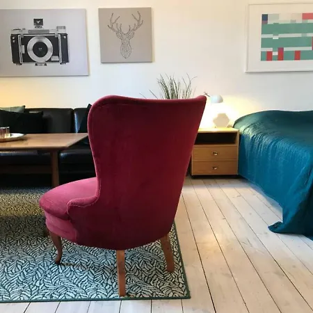 Bohemian And Light One In Sofo 31sqm 아파트 *