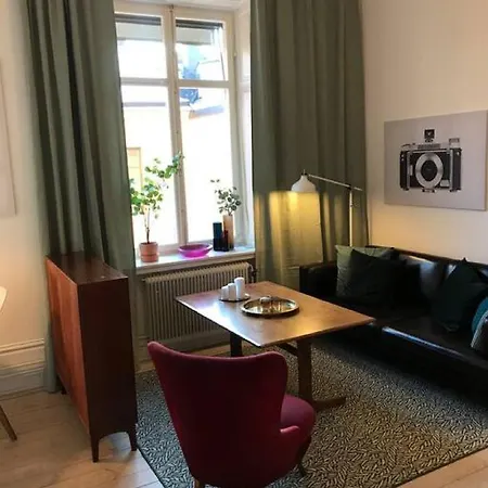 아파트 Bohemian And Light One In Sofo 31sqm 스톡홀름