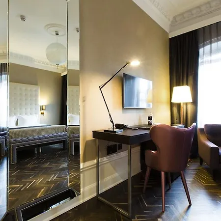 Hotel Elite Adlon 4*