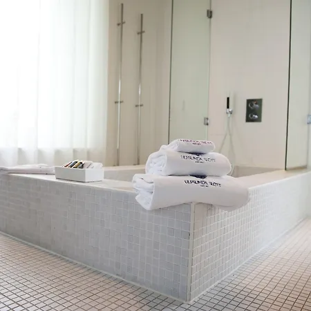 Ulfsunda Slott Hotel 4*