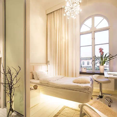 Hotel Ulfsunda Slott 4*