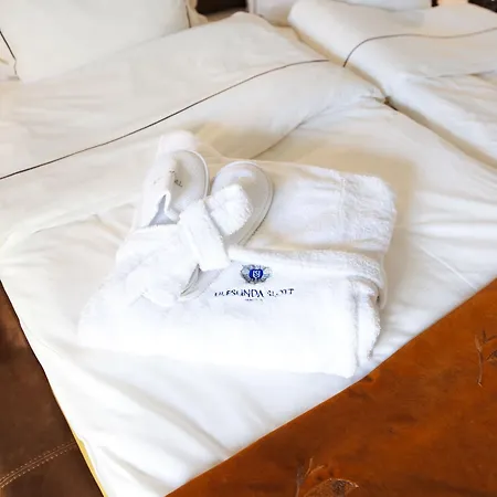 Hotel Ulfsunda Slott 4*