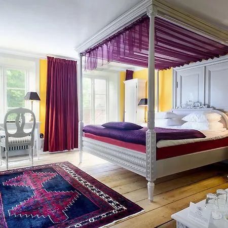 Hotel Hellstens Malmgard 3*