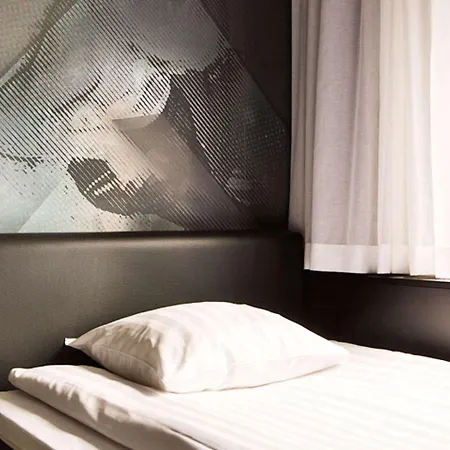 Comfort Xpress Hotel