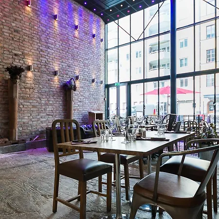 Hellstens Glashus Hotel 3*