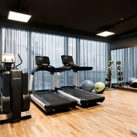 Elite Carolina Tower 4* Solna