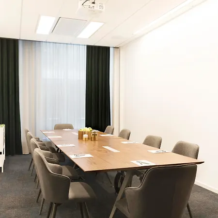 Elite Carolina Tower 4*