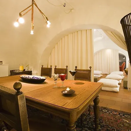 Ulfsunda Slott 4*
