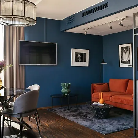 Hotel Backstage 4*