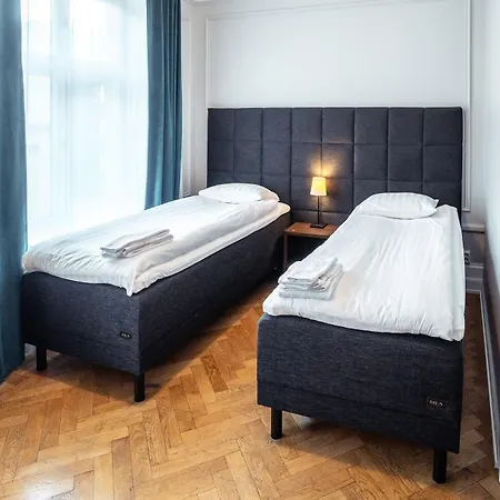 Queen's By First 3* Stockholm