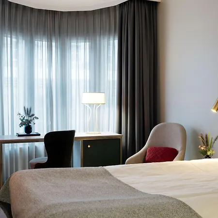 Elite Adlon 4*