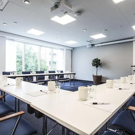 Biz Hammarby Sjoestad Aparthotel 3*