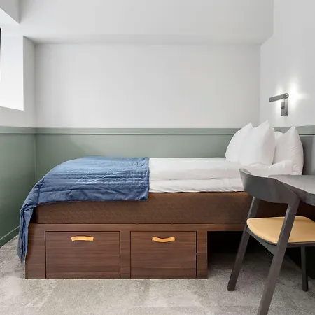 Hotel Western At 108