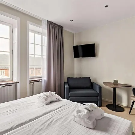 Western Karlaplan Stockholm