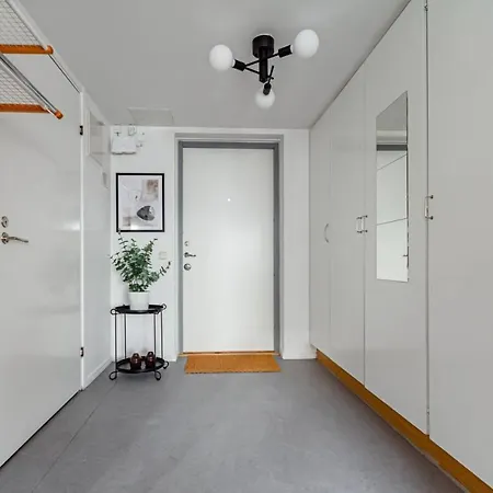 Simple In Trendy Soedermalm - Construction Work