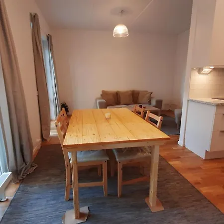 Lovely, Amazing, Modern +balcony +patio Apartment *