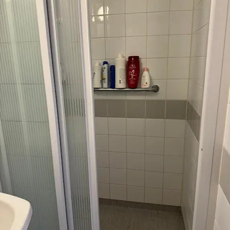 2 Sovrum I En Del Av Laegenheten